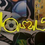 Neón Futbolero Personalizado con Latido y Número - Imagen 4